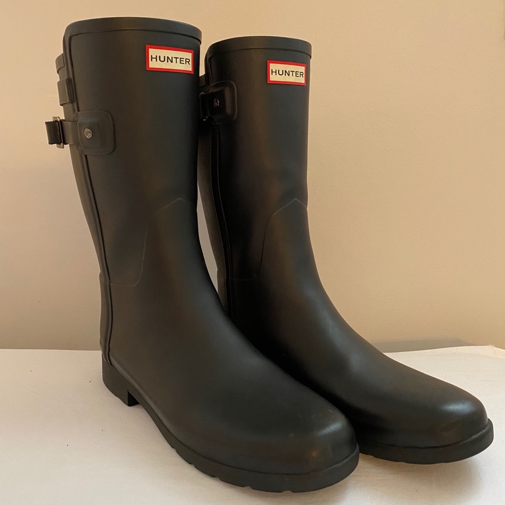 Women's Refined Slim Fit Short Rain Boots